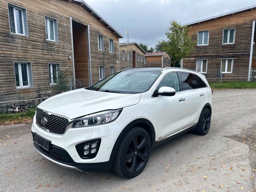 Kia Sorento 147.876 km 16.500 € München 81929