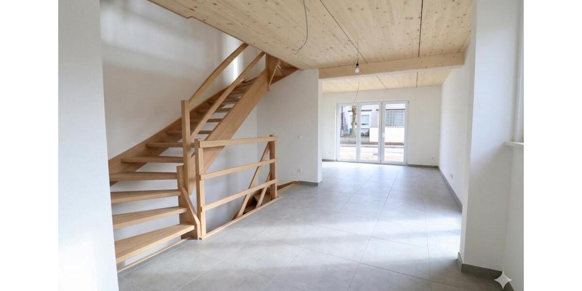 Reihenhaus München Allach-Untermenzing - 4 Zimmer, 130 m&sup2;, 3.100&euro; | Angebot:26317367