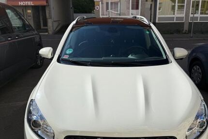 Nissan Qashqai 88.000 km 9.699 &euro; München 81539