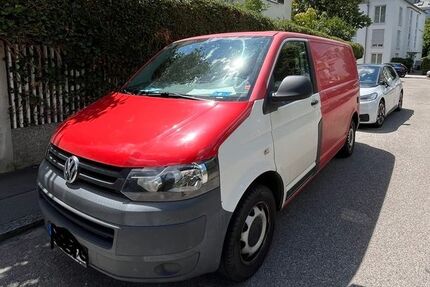 VW T5 Transporter 145.000 km 7.500 &euro; München 81377