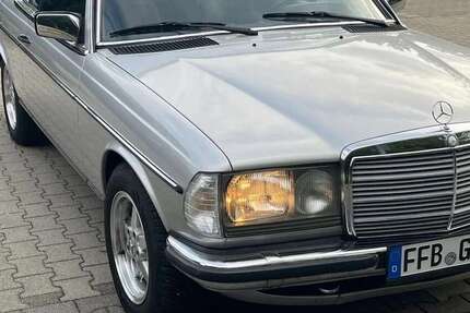 Mercedes-Benz CE 230 215.000 km 12.000 &euro; Germering 82110