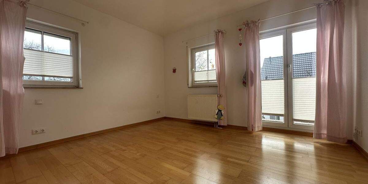 Einfamilienhaus Gräfelfing Lochham - 6 Zimmer, 150 m&sup2;, 3.600&euro; | Angebot:25070947