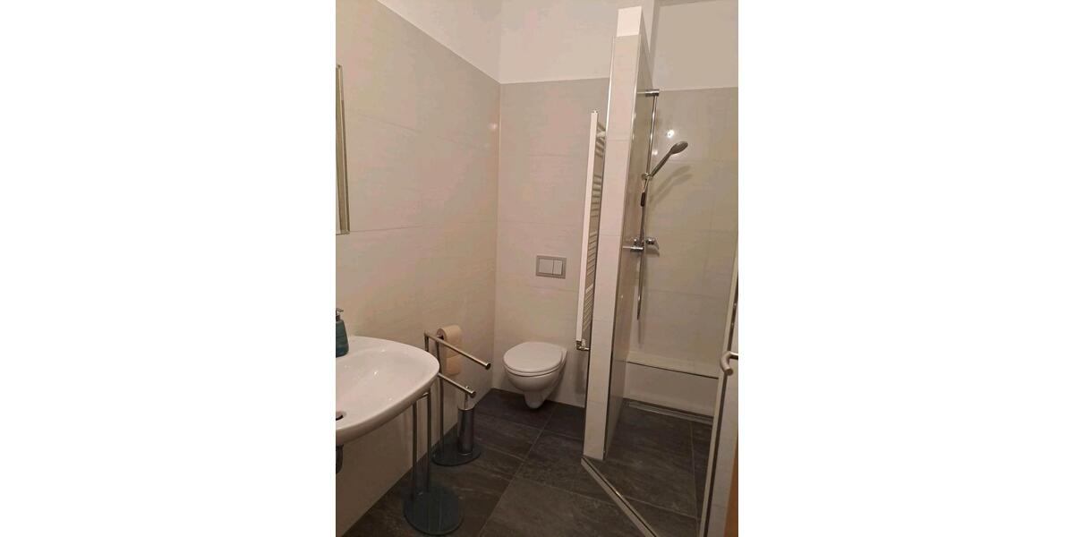 95448 BAYREUTH, RMHaus zum 01.05.2026 zu vermieten 5 zimmer