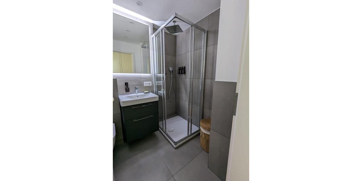 Etagenwohnung München Thalkirchen-Obersendling-Forstenried-Fürstenried-S - 1 Zimmer, 36 m&sup2;, 1.340&euro; | Angebot:25968134