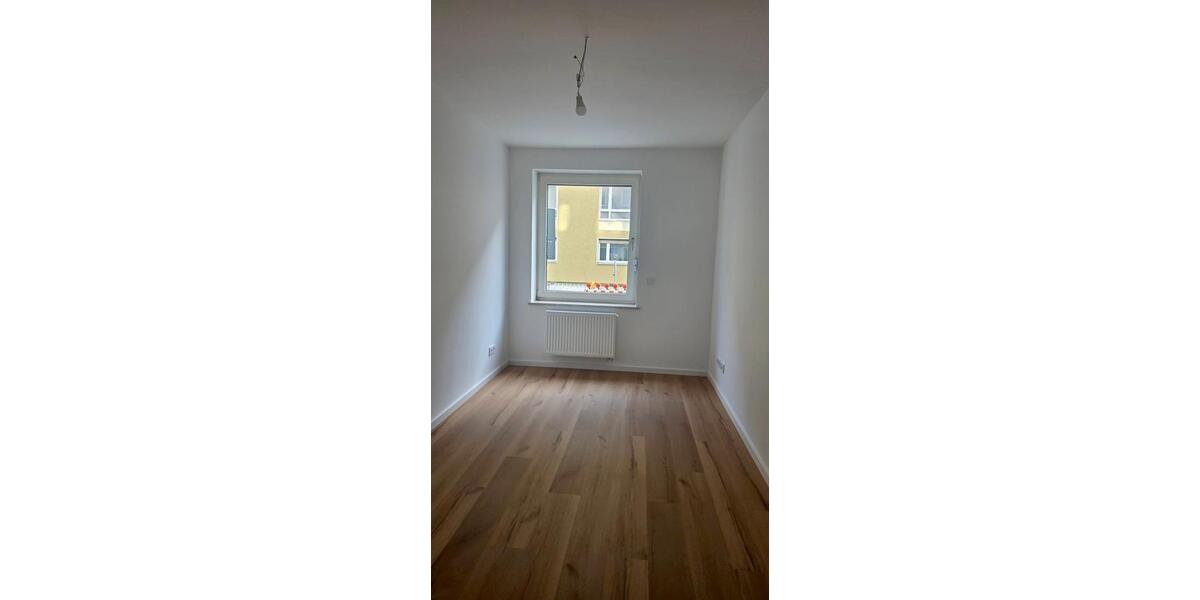 Hochparterre München Maxvorstadt - 2 Zimmer, 52 m&sup2;, 1.900&euro; | Angebot:25852634