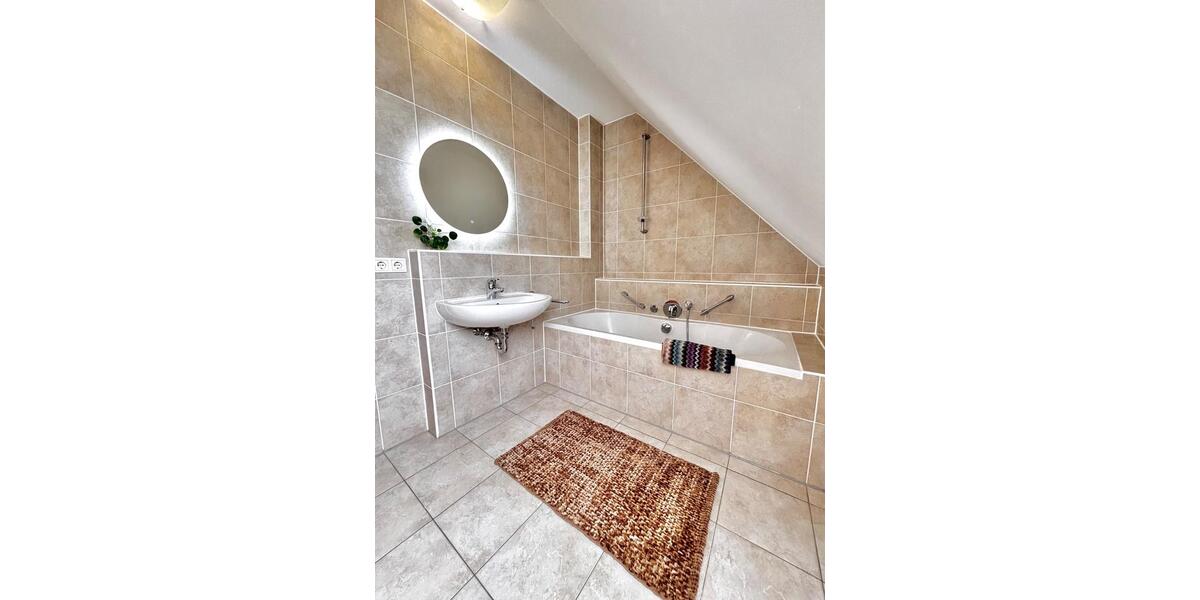 Doppelhaushälfte Olching - 5 Zimmer, 135 m&sup2;, 1.170.000&euro; | Angebot:26714321
