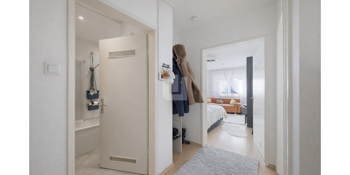 WINDISCH IMMOBILIEN - Halbes Reihenhaus mit Garten, Dachboden und Keller in guter Lage v. FFB - Etagenwohnung Fürstenfeldbruck | Angebot:24474861