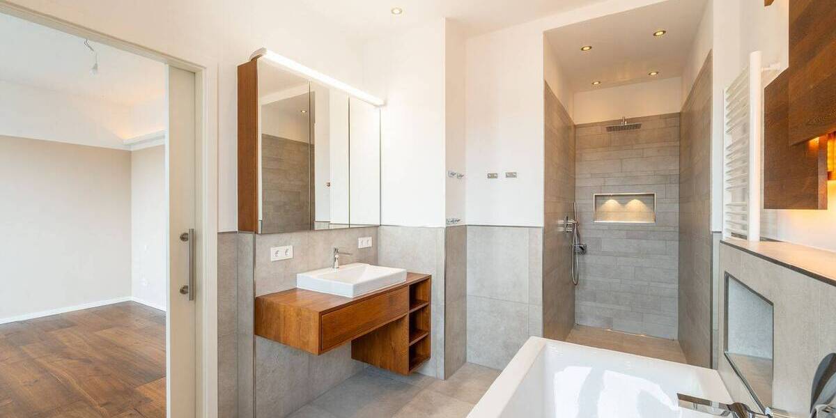 Etagenwohnung München Trudering-Riem - 4 Zimmer, 156 m&sup2;, 1.599.000&euro; | Angebot:26824727