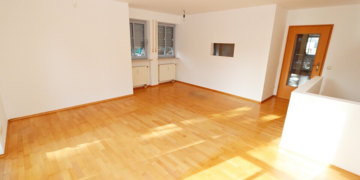 !! RARITÄT !! ** Garten-Paradies ** 3-Zimmer-Maisonette-Wohnung * sonnig ruhig idyllisch in SOLLN * 3 zimmer