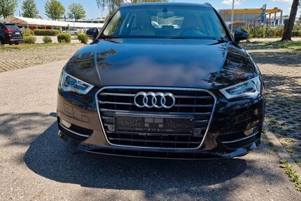 Audi A3 56.700 km 14.900 &euro; München 81249