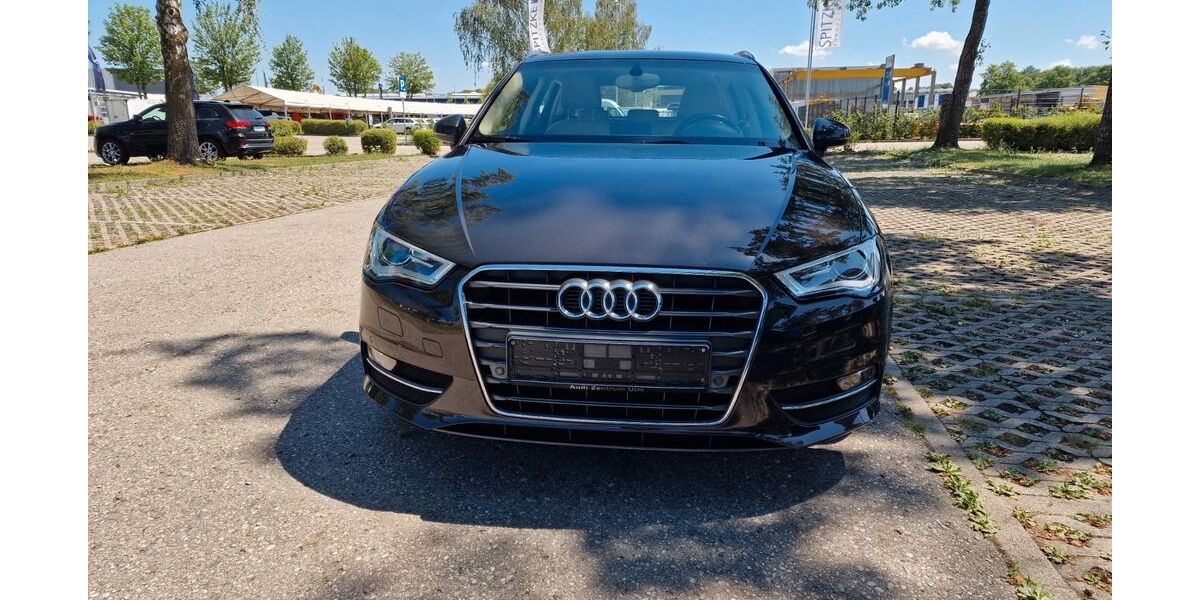 Audi A3 56.700 km 14.900 &euro; München 81249