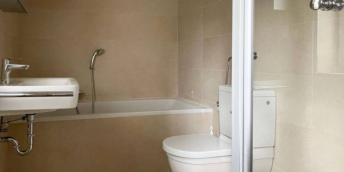 Doppelhaushälfte München Bogenhausen - 4 Zimmer, 158 m&sup2;, 3.160&euro; | Angebot:26542359