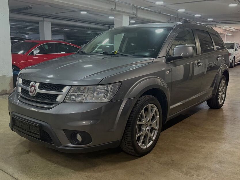 Fiat Freemont 163.799 km 11.450 € München 81677