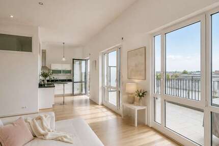 Wohnung Germering - 2 Zimmer, 88 m&sup2;, 1.740&euro; | Angebot:27419895