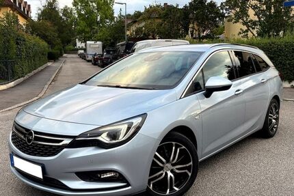 Opel Astra 160.584 km 13.499 &euro; München 81671