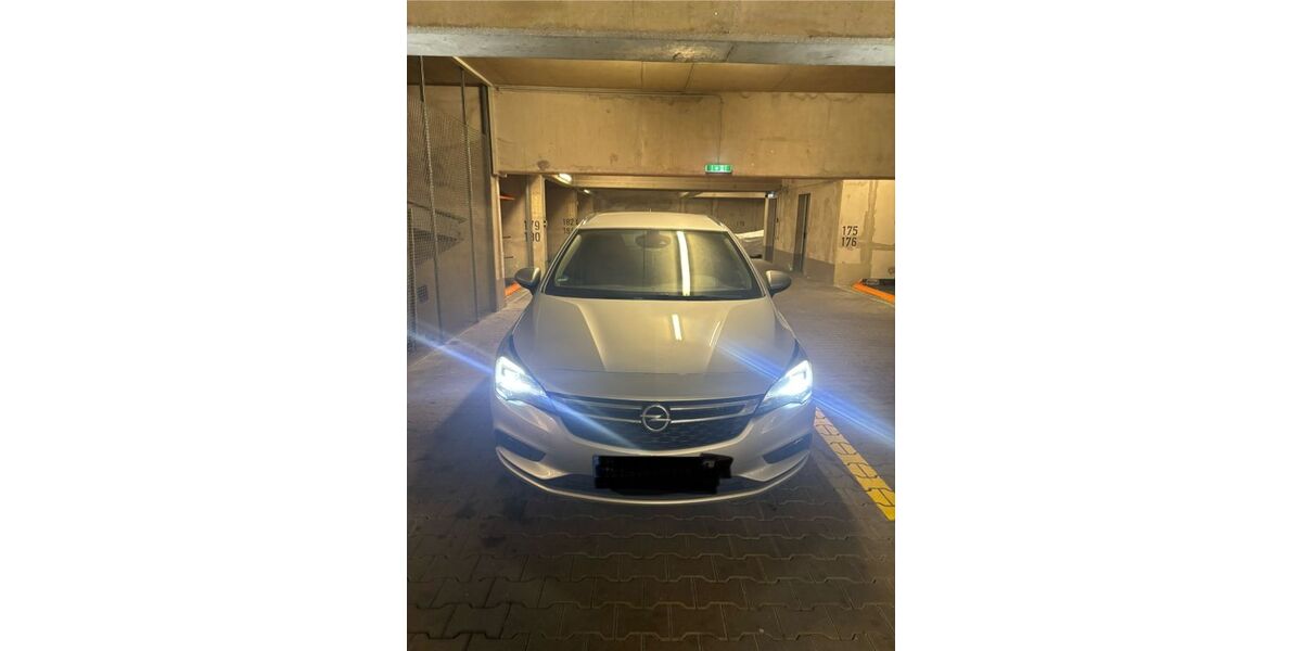 Opel Astra 176.000 km 8.650 &euro; München 80639