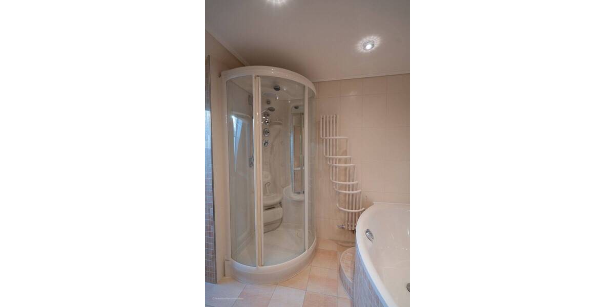 Etagenwohnung Unterhaching - 2 Zimmer, 85 m&sup2;, 669.900&euro; | Angebot:25779887