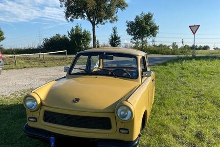 Trabant 601 27.518 km 4.950 &euro; Neufahrn 85375