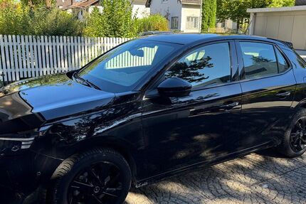 Opel Corsa 6.800 km 14.600 &euro; München 81827