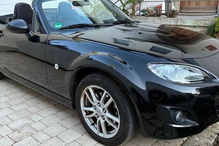 Mazda MX-5 120.700 km 8.400 € München 81245