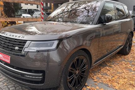 Land Rover Range Rover 33.000 km 146.358 &euro; München 81375