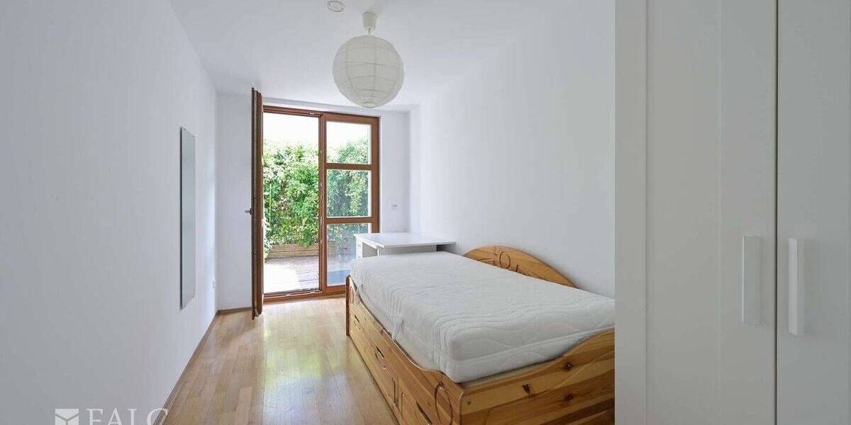 Reihenmittelhaus München Feldmoching-Hasenbergl - 6 Zimmer, 141 m&sup2;, 945.000&euro; | Angebot:26787148