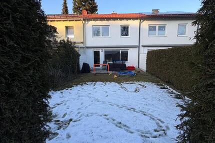 Haus Unterhaching - 4 Zimmer, 101 m&sup2;, 1.900&euro; | Angebot:24827163