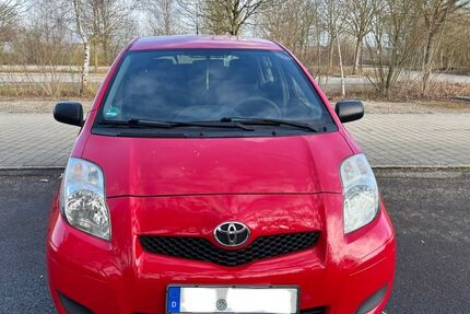 Toyota Yaris 95.968 km 3.999 &euro; Neufahrn 85375