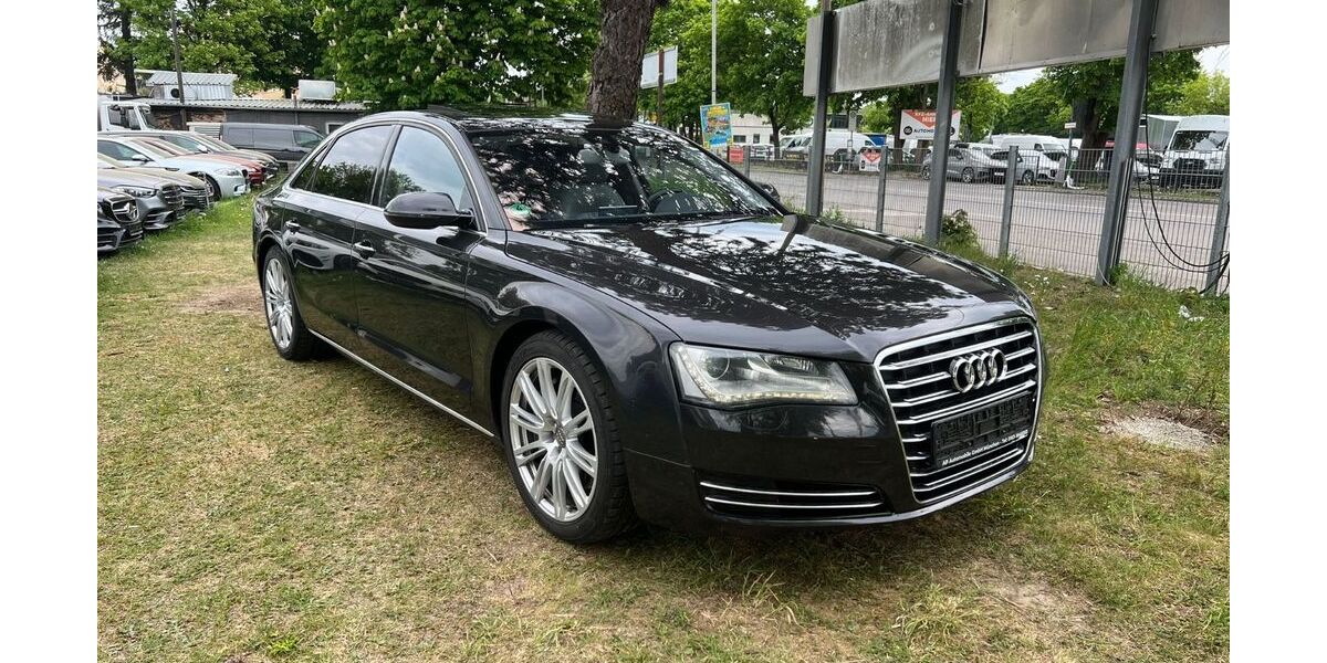 Audi A8 264.000 km 19.900 &euro; München 81243