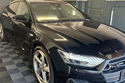 Audi A7 197.729 km 31.990 € München 81241