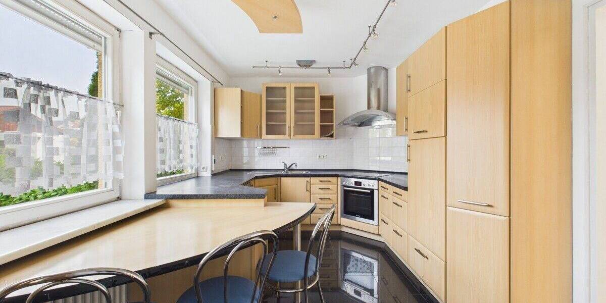 Doppelhaushälfte Germering - 4 Zimmer, 157 m&sup2;, 2.500&euro; | Angebot:23565010