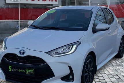 Toyota Yaris 26.942 km 18.490 &euro; München 80687