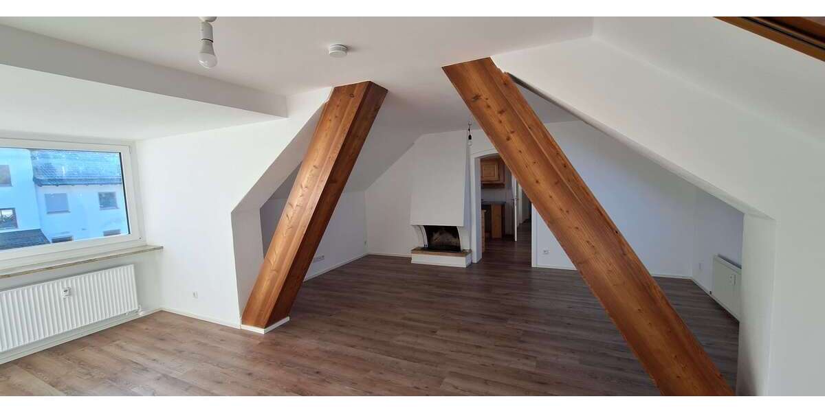 Etagenwohnung Ismaning - 5 Zimmer, 150 m&sup2;, 1.990&euro; | Angebot:24519396