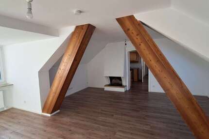 Wohnung Ismaning - 5 Zimmer, 150 m&sup2;, 1.990&euro; | Angebot:24519396