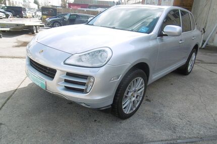 Porsche Cayenne 251.000 km 7.950 &euro; München 81249