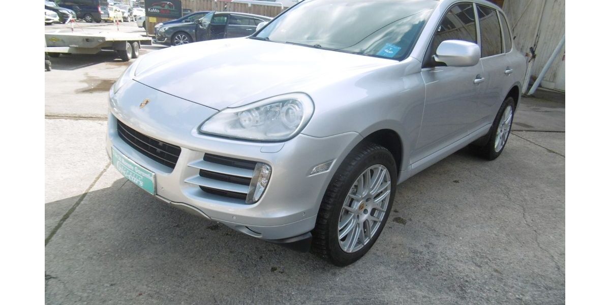 Porsche Cayenne 251.000 km 7.950 &euro; München 81249