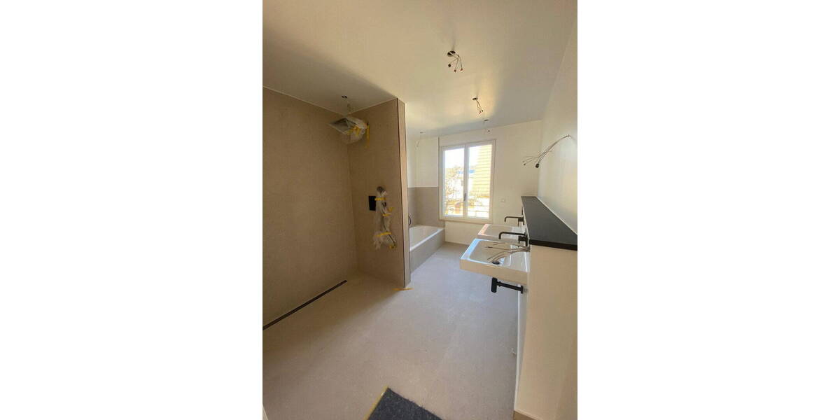 Doppelhaushälfte München Allach-Untermenzing - 7 Zimmer, 165 m&sup2;, 1.560.000&euro; | Angebot:26041234