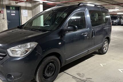 Dacia Dokker 130.000 km 2.600 &euro; Haar 85540