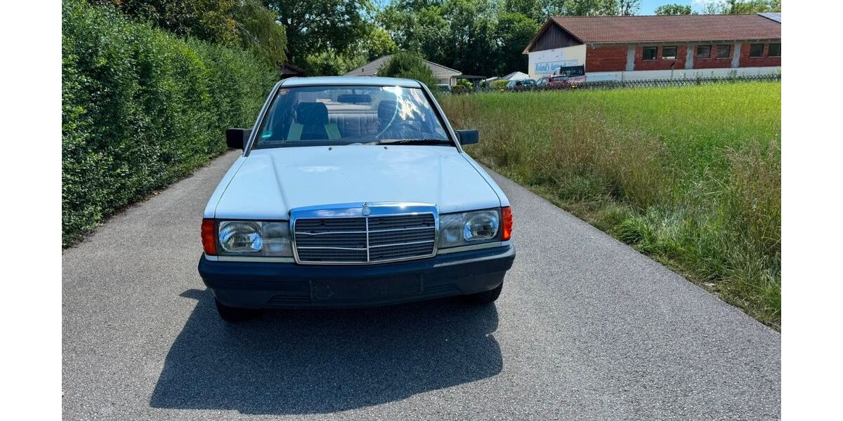 Mercedes-Benz 190 220.000 km 2.300 &euro; Neufahrn 85375