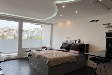Anspruchsvolles Apartment mit hochwertiger Ausstattung am OEZ (U1U3Bus) - Wohnung München Moosach | Angebot:27298905