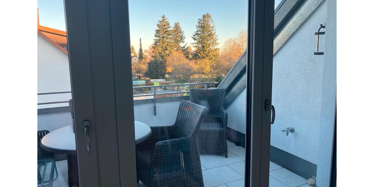 Dachgeschoßwohnung München Aubing-Lochhausen-Langwied - 3 Zimmer, 82 m&sup2;, 789.000&euro; | Angebot:26124084