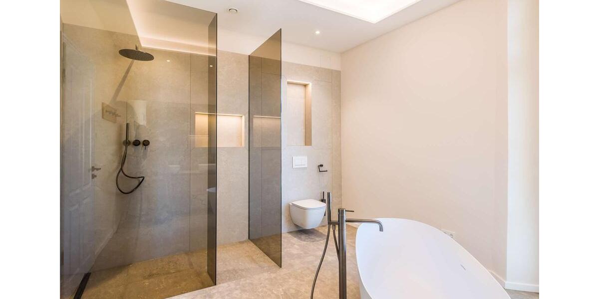 Etagenwohnung München Altstadt-Lehel - 2 Zimmer, 99 m&sup2;, 2.990&euro; | Angebot:25543273