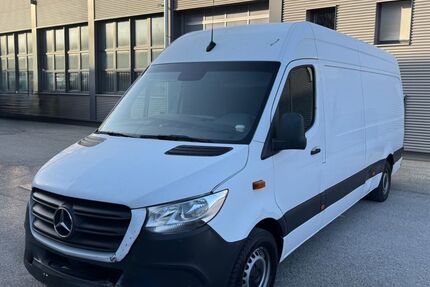 Mercedes-Benz Sprinter 589.350 km 9.950 &euro; München 80935