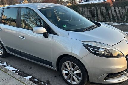 Renault Scenic 147.600 km 4.777 &euro; München 81549