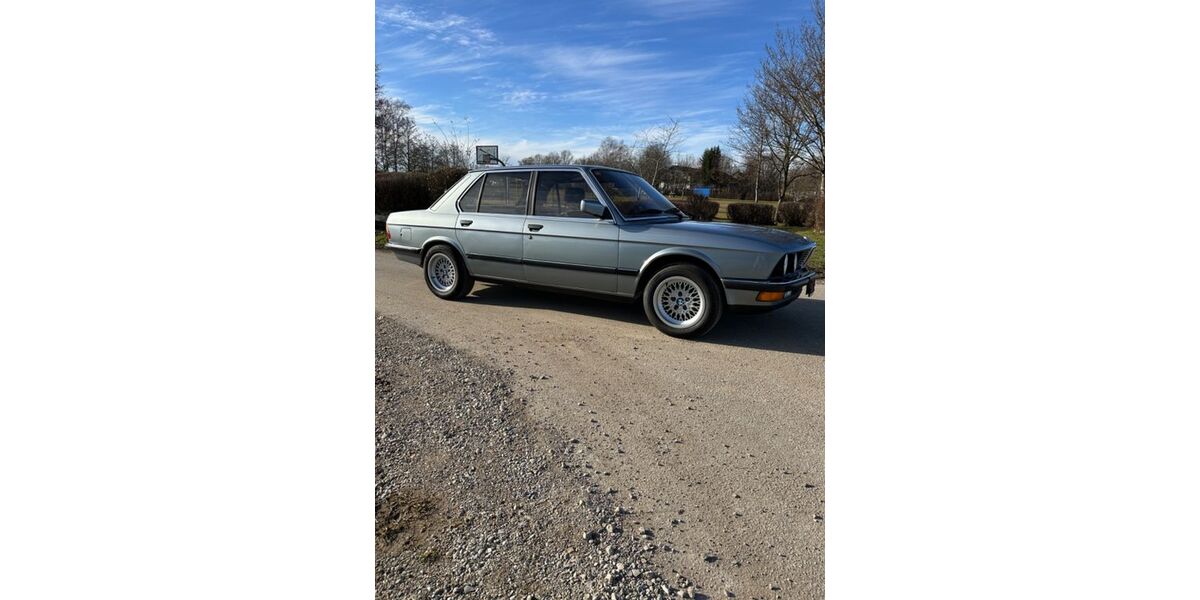 BMW 520 140.000 km 15.850 &euro; Putzbrunn 85640