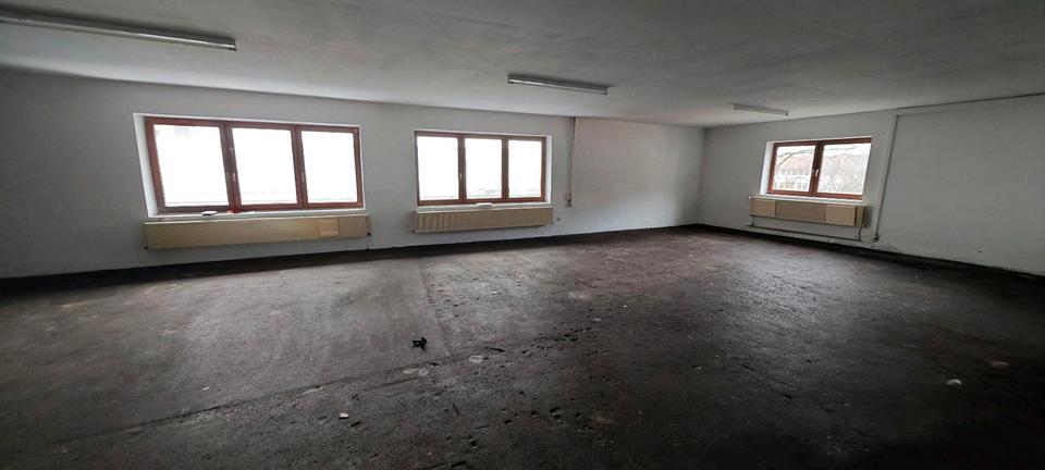 Arbeiten & Lagern unter einem Dach in 82140 Olching zimmer