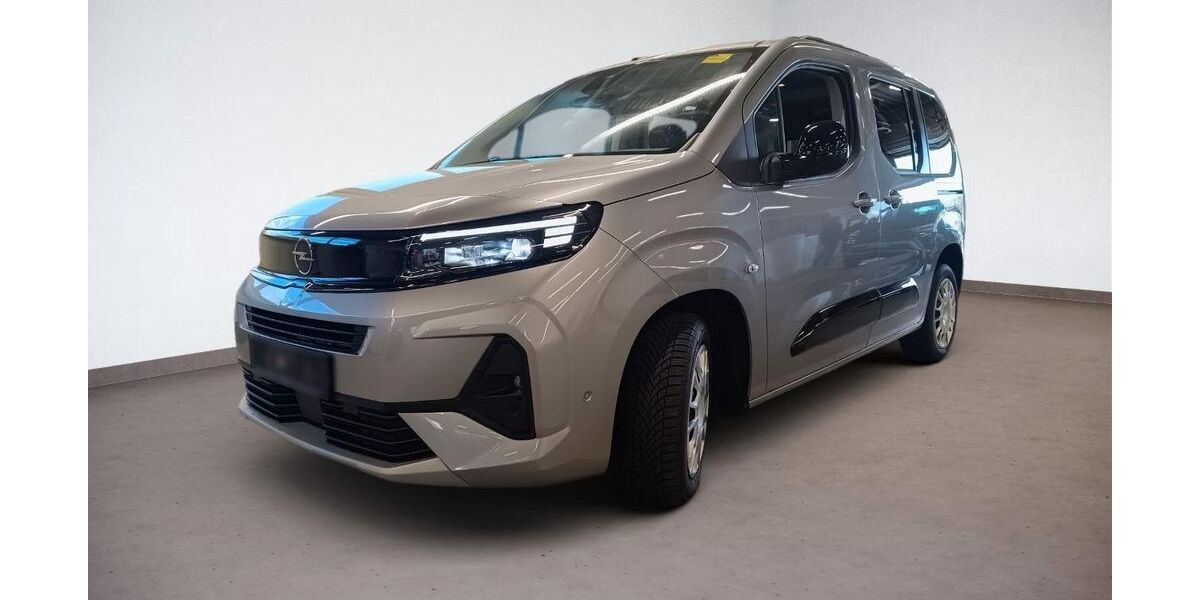 Opel Combo Life 16.000 km 31.900 &euro; Dachau 85221