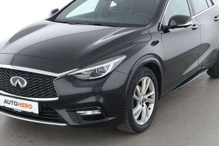 INFINITI Q30 76.228 km 16.620 € Neufahrn 85375