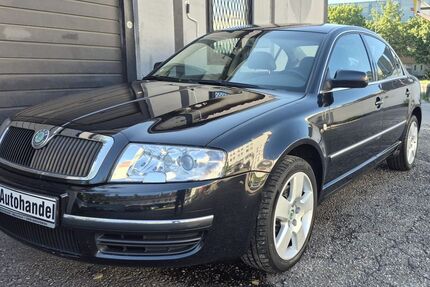 Skoda Superb 204.000 km 3.490 &euro; München 80809