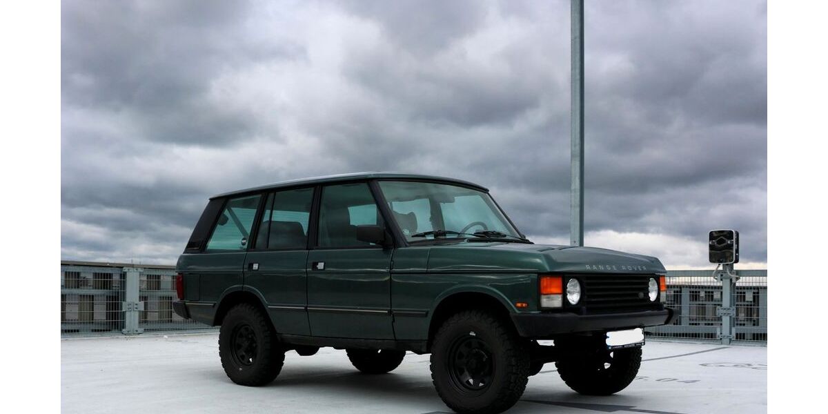 Land Rover Range Rover 128.000 km 32.900 &euro; München 81739